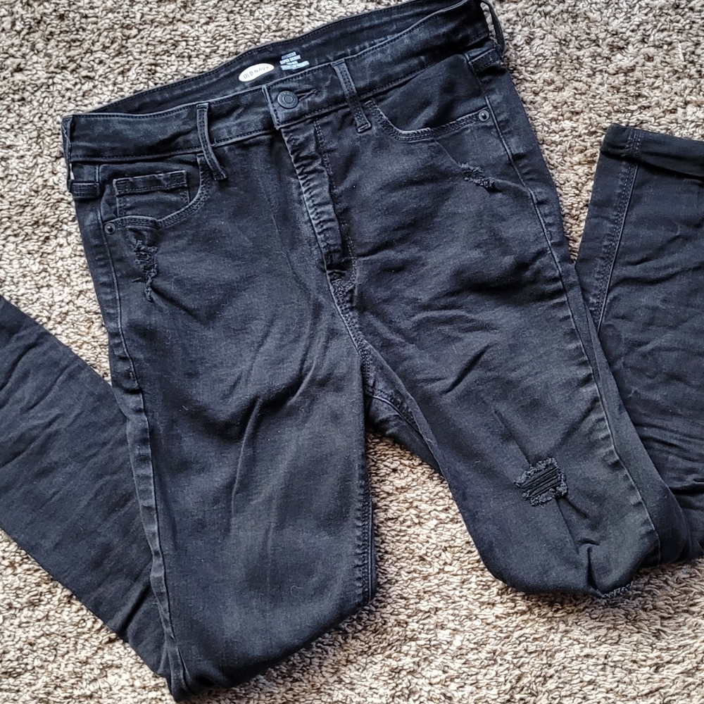 Black Distressed Jeans